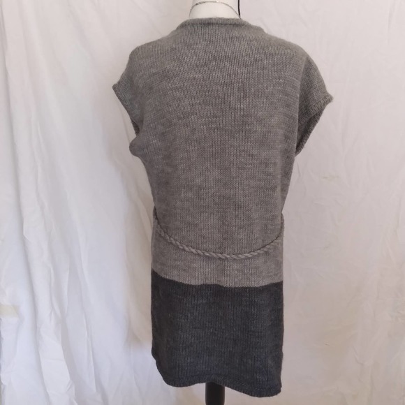 Carolina Herrera long gray open sleeveless sweater sz XS - Picture 3 of 6